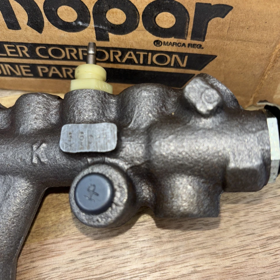 NOS 1981-1993 Dodge Ram D150 D250 D350 W250 W350 BRAKE PROPORTIONING VALVE Mopar - Image 4 of 4