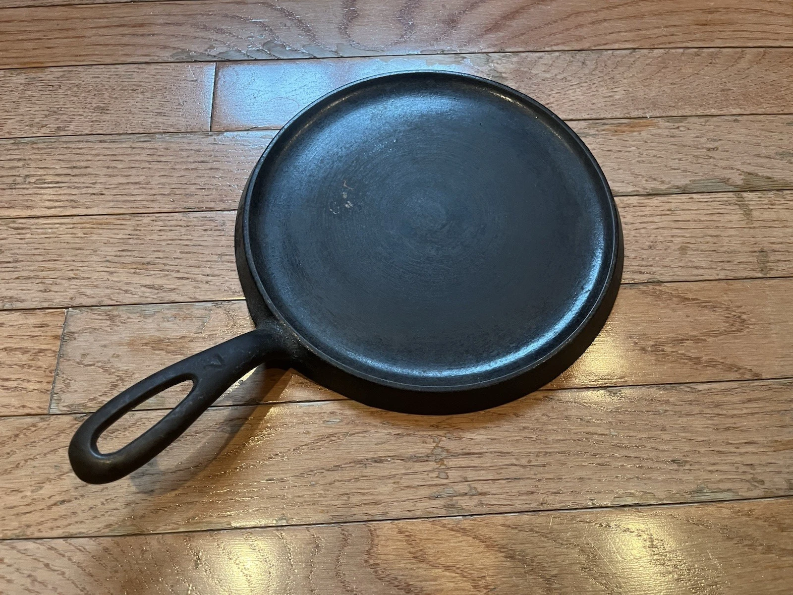 Vintage Griswold No.7 Cast Iron Griddle #607 Erie PA Large Block Logo
Opens in a new window or tab