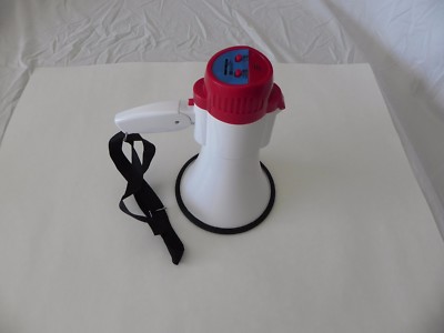 CLEAR SOUND PORTABLE HANDY MEGAPHONE 10 WATTS NEW IN BOX WITH STRAP