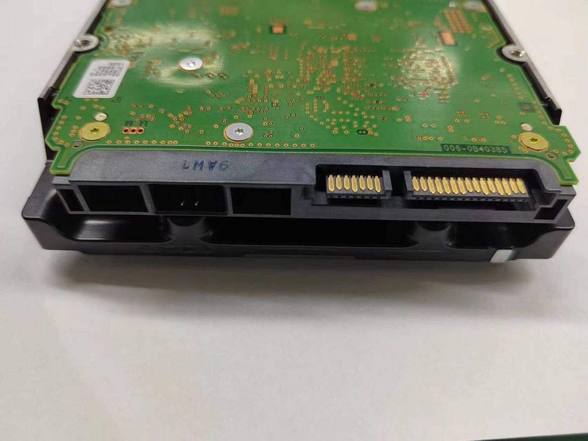 WUH721414ALE6L0 Ultrastar DC HC530 14TB SATA 3.5in 6Gb/s HDD WUH721414ALE6L0 Ultrastar DC HC530 14TB SATA 3.5in 6Gb/s HDD