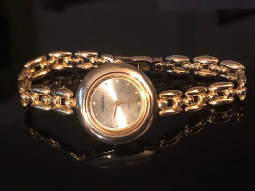 VTG Capezio Polished Gold Tone Women's Chain Link Round Face Quartz Wristwatch - Picture 3 of 10