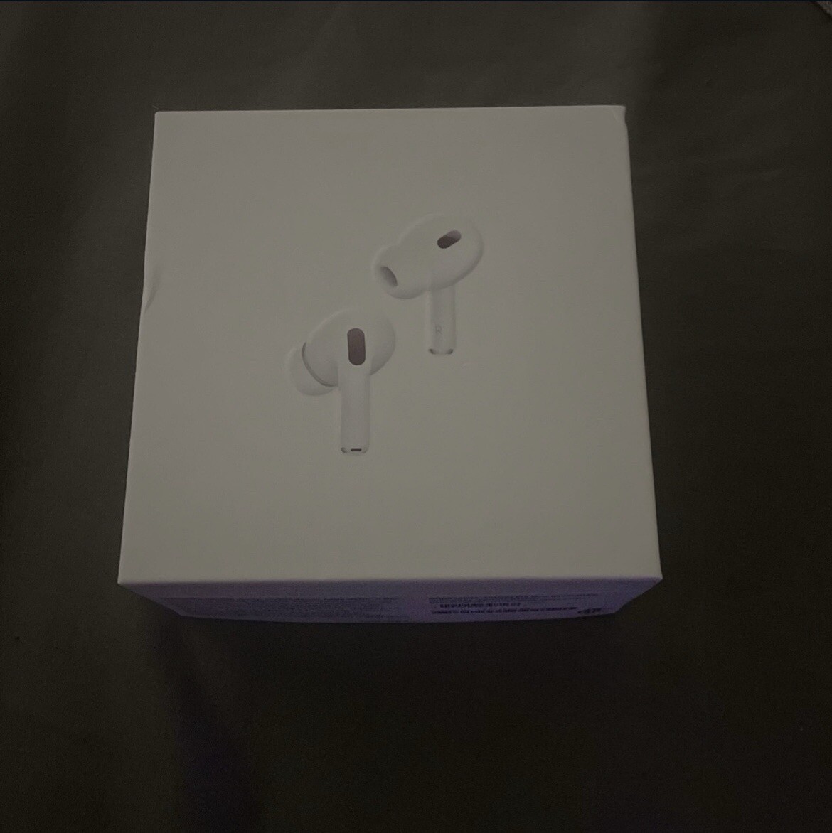 Apple AirPods Pro 2 with MagSafe USB-C Wireless Charging Case-image