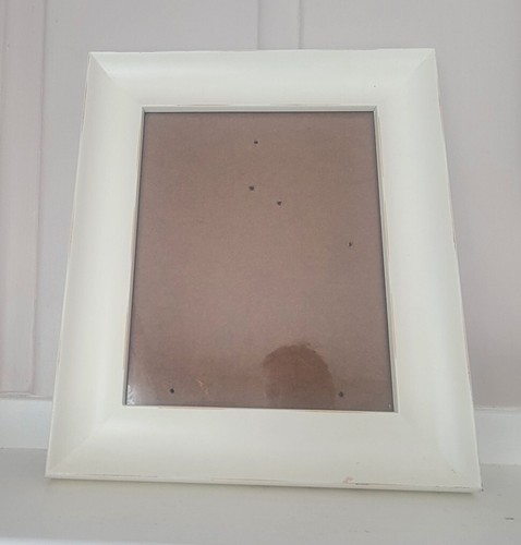 White Painted Wood Picture Frame 11x13" for 8x10 Picture - Picture 3 of 9