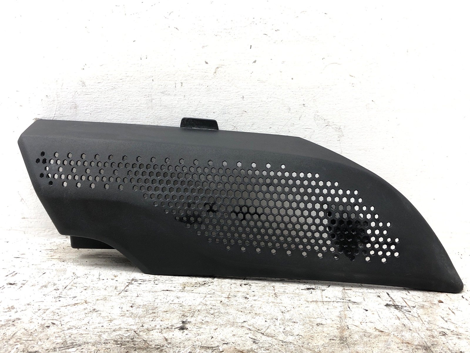 2019-2023 ASTON MARTIN VANTAGE 4.0L RIGHT ENGINE SIDE COVER PANEL JY53-6N022-AC