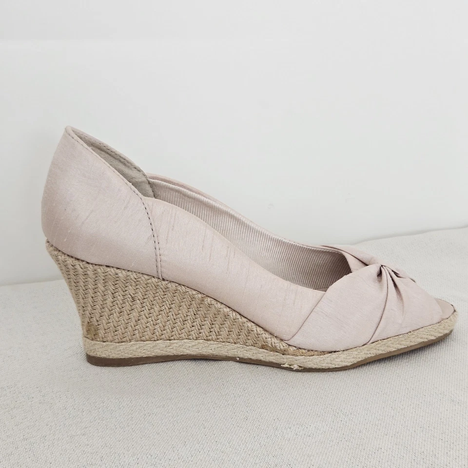 Life Stride Shoes Women's 7.5 Beige Soft System Slip-On Open Toe Boho-chic Wedge - Image 3 of 4