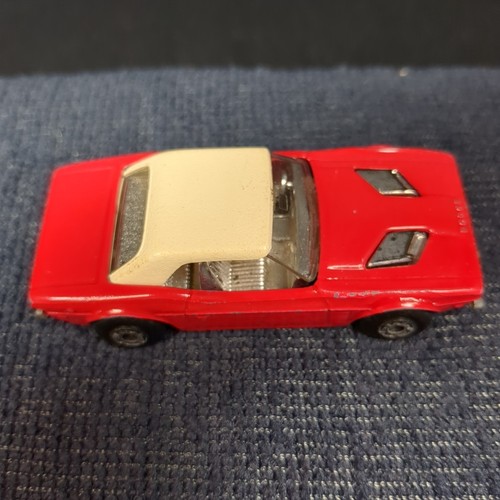 Matchbox Lesney Superfast Dodge Challenger Red White Roof No. 1 England 1975 - Picture 6 of 7