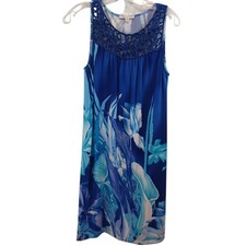 Sandra Darren Dress Womens 10 Blue Floral Stretch Comfort Shift Tank Knee Length