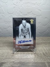 2012-13 Panini Prizm Clyde Lovellette Auto #15 Los Angeles Lakers