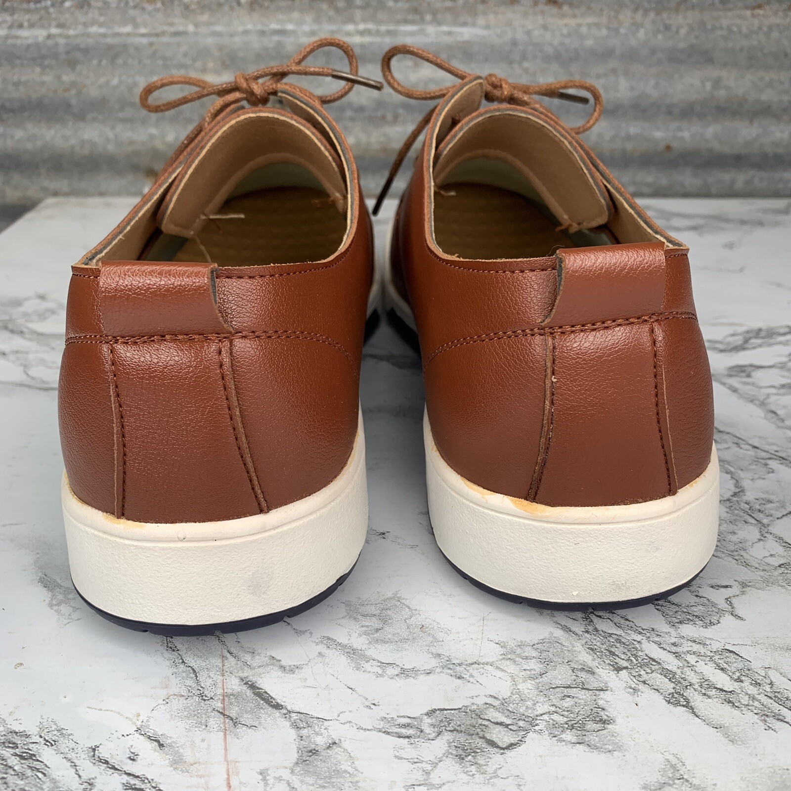 konhill Men's Casual Oxford Shoes Breathable Dress Loafers Laceup