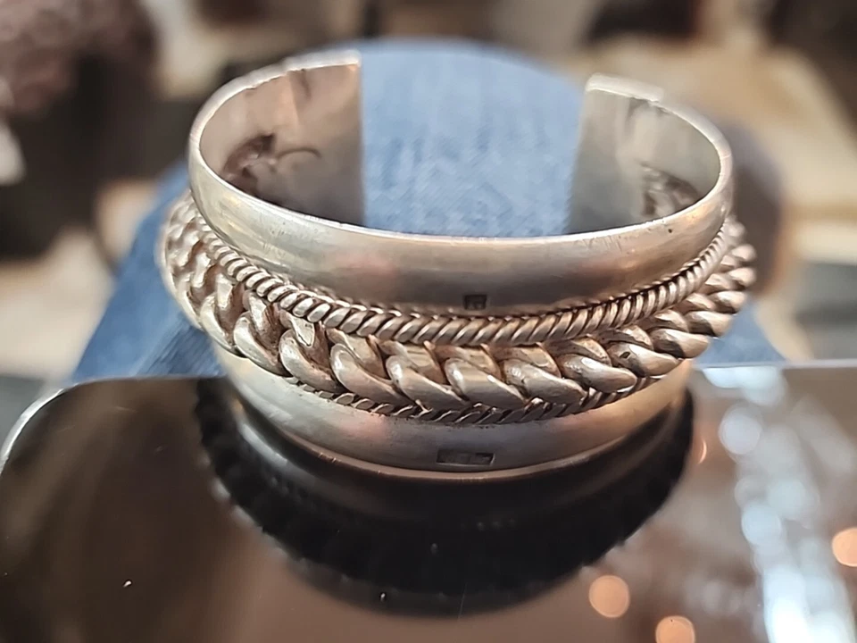 Bracelete antigo egípcio prata esterlina 925 cabo torcido centro punho largo - Imagem 2 de 4