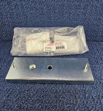 Alarm Controls AM6335: Armature Magnetic Plate For 1200 Series Assa Abloy