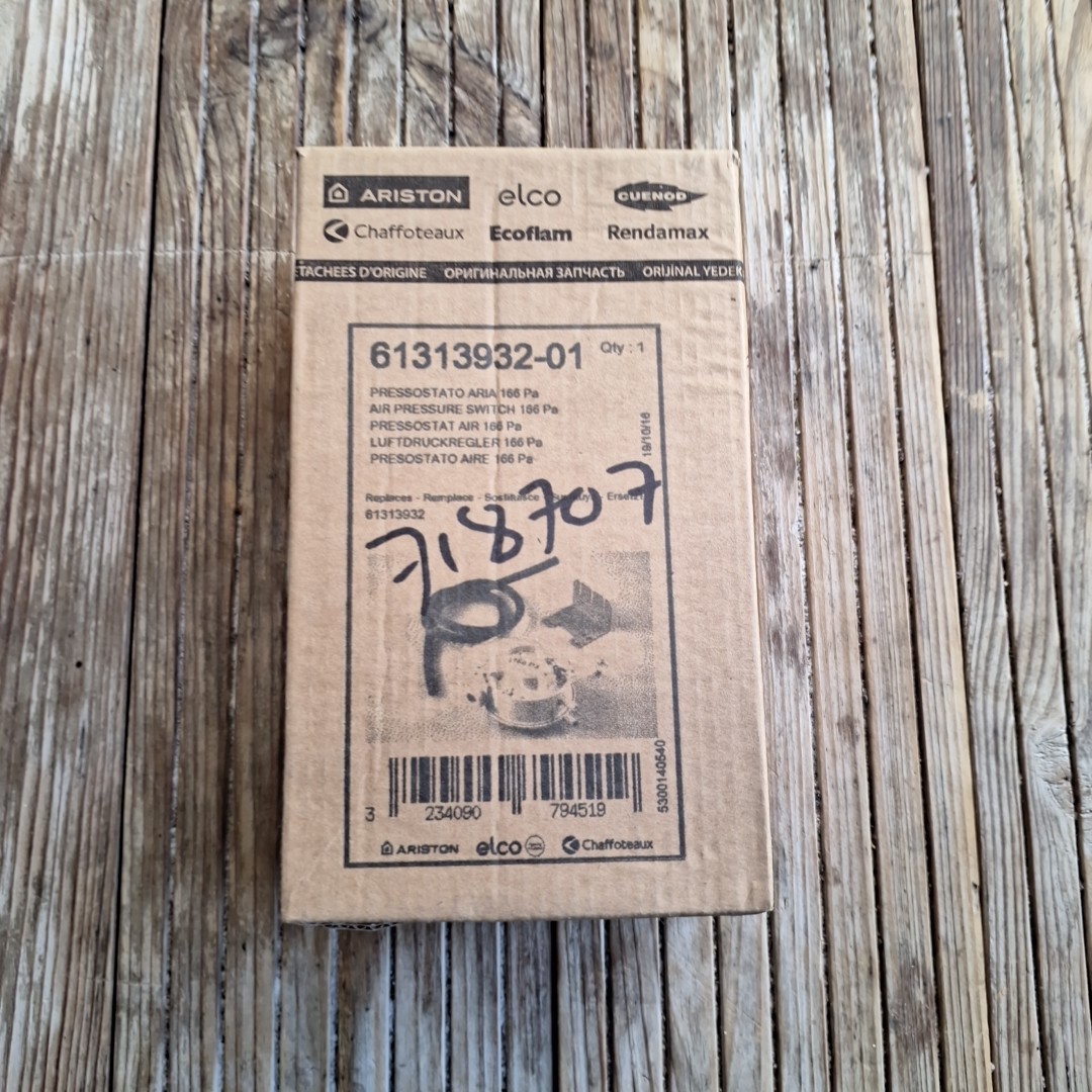 CHAFFOTEAUX ARISTON 61313932-01 AIR PRESSURE SWITCH 166PA