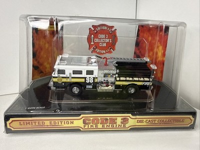 Code 3 Collectibles Fire Engine #98 Seagrave Chief's Edition #1 #12250