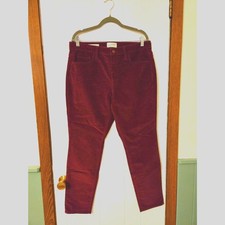 Universal Thread Burgundy High-Rise Skinny Corduroy Pants Women's Size 12/31R