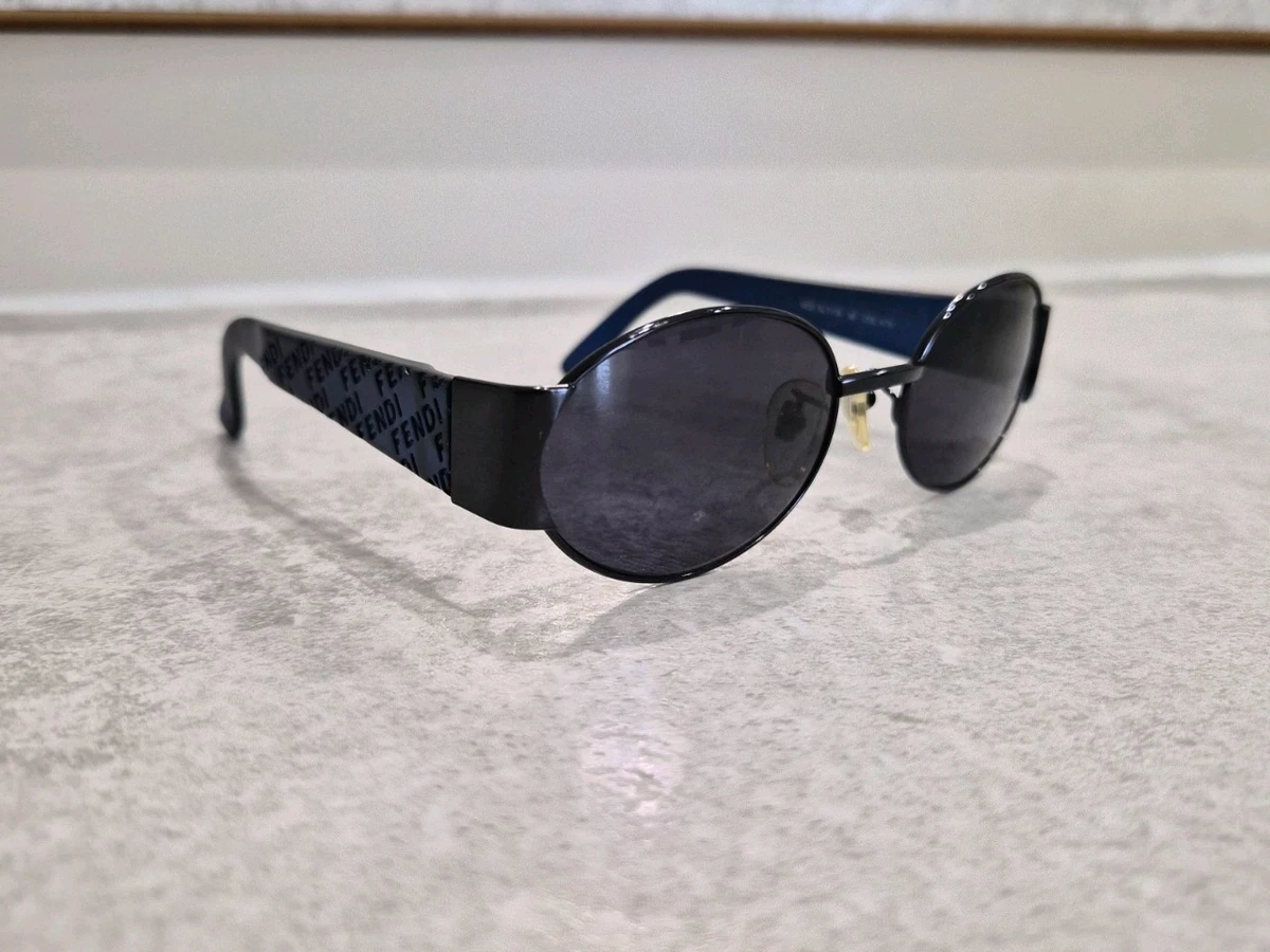 Preços baixos em Óculos de Sol Oval Azul Fendi para mulheres | eBay