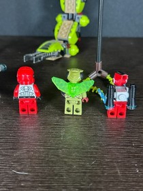 LEGO Galaxy Squad Warp Stinger 70702 Almost Complete Instructions & Box