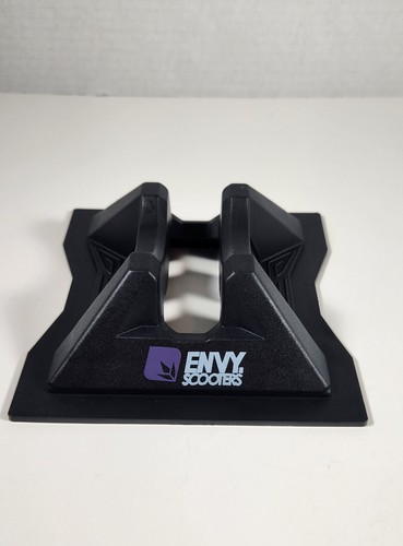 NEW ENVY PRO SCOOTER STAND BLACK FOR 24MM WHEELS STANDARD WIDTH - 第 1/12 張圖片