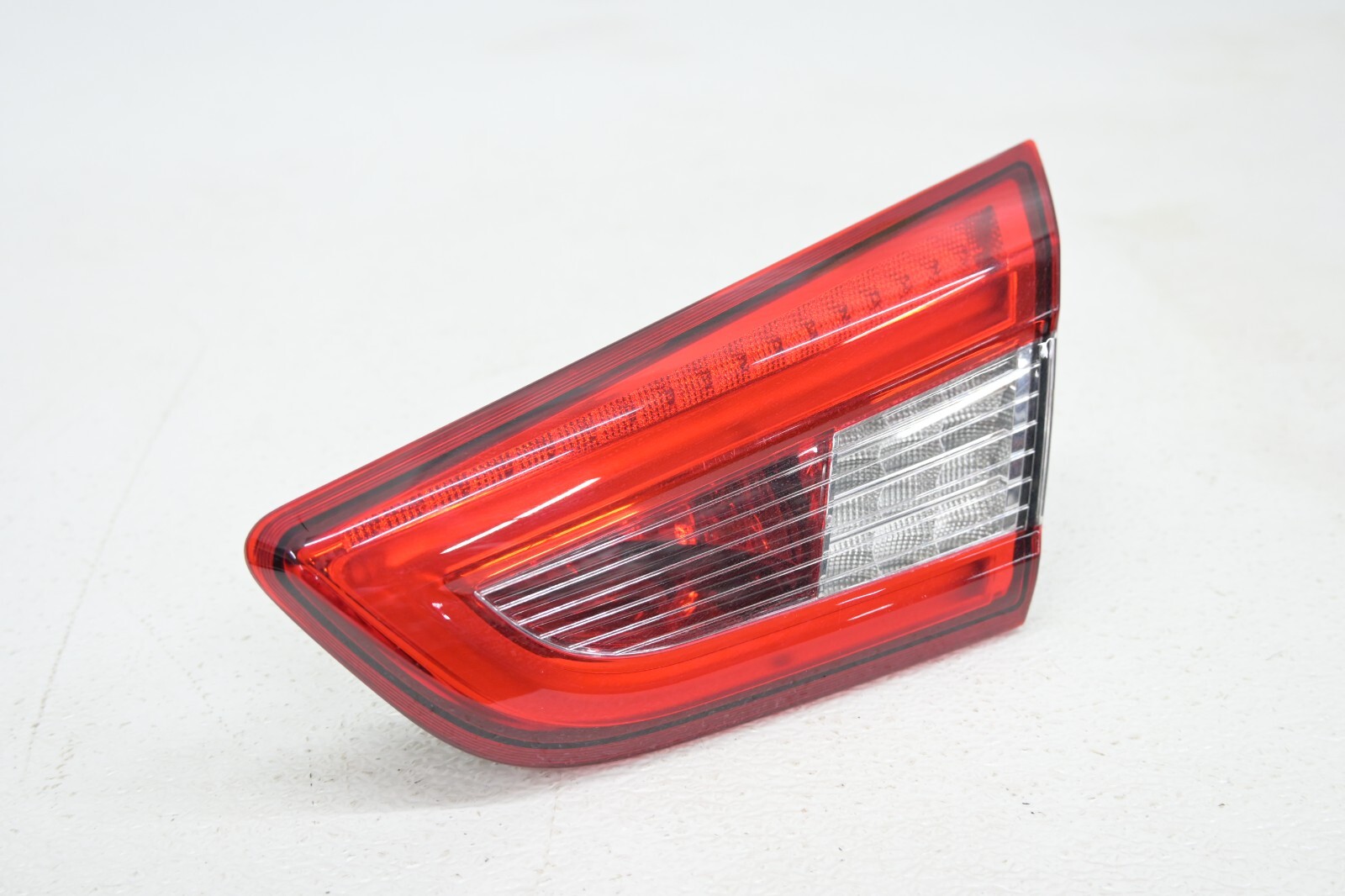 ⭐ 14-21 Maserati Ghibli Rear Right Inner Trunk Lid Taillight Light Lamp Oem