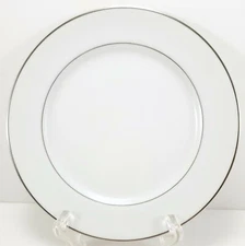 Mikasa Citation Bread Plate 6.5in White Platinum Trim 5428