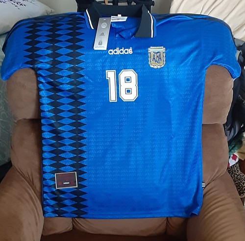 Adidas Retro Argentina 1994 WC Lionel Scaloni Away SLIM FITs [MEDIUM] Jersey - Picture 2 of 6