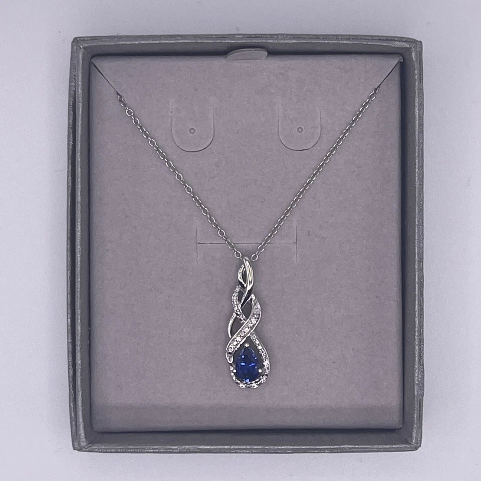 Colgante Zales con superposición infinita de zafiro blanco y azul en cadena de plata de ley Foto 3 de 4