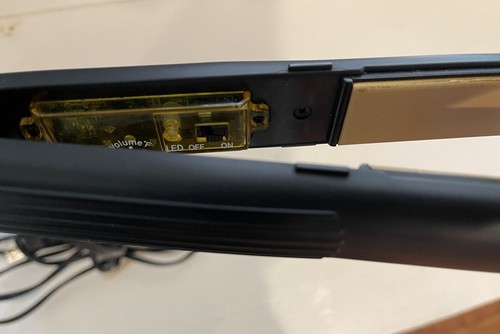 HAI Gold Convertable Professional Ceramic Flat Iron - 250°- 450°F - Picture 6 of 9