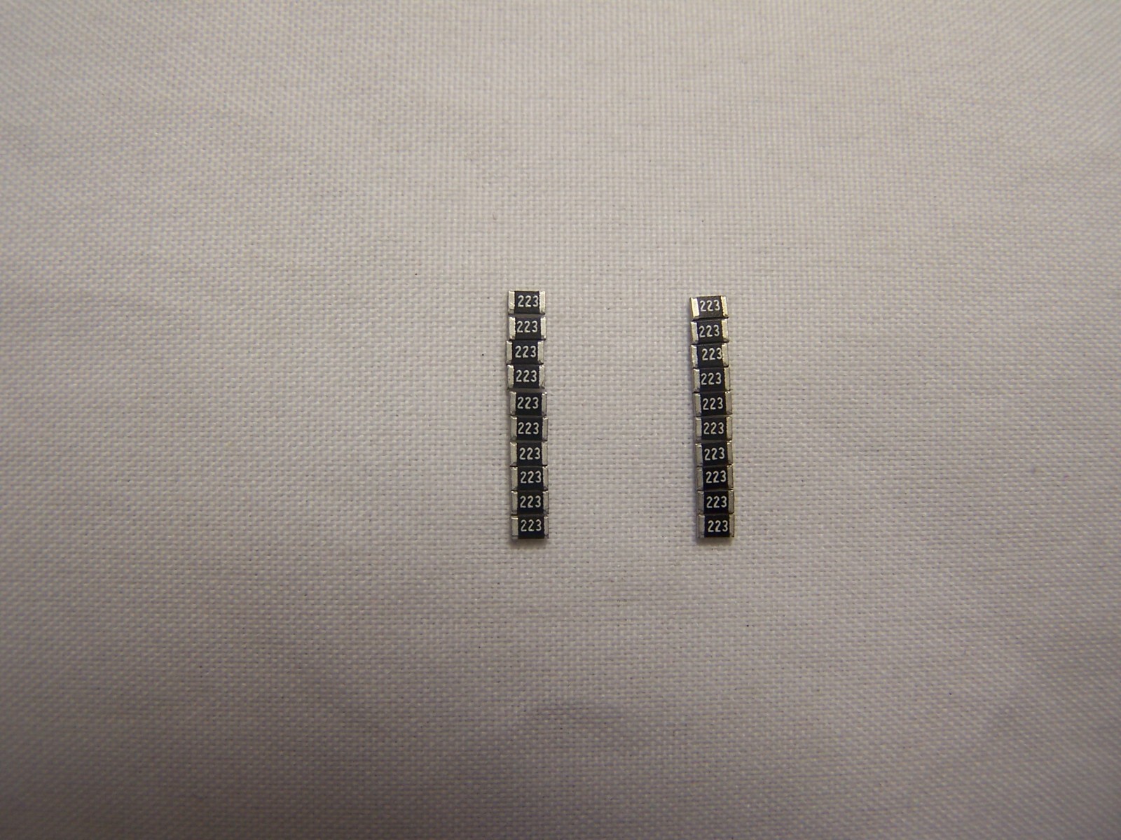 22k ohms 20pcs (243) SMD/SMT 0805 5% resistors ( SUPEROHM ) | eBay