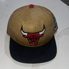 Mitchell Ness Chicago Bulls NBA Eastern Conference Snapback Hat Tan/Black