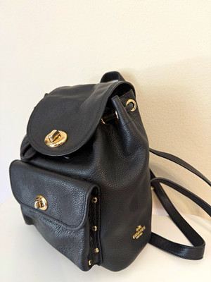 Coach Black Pebbled Turn Lock Drawstring Small Backpack w/ Pockets Lined