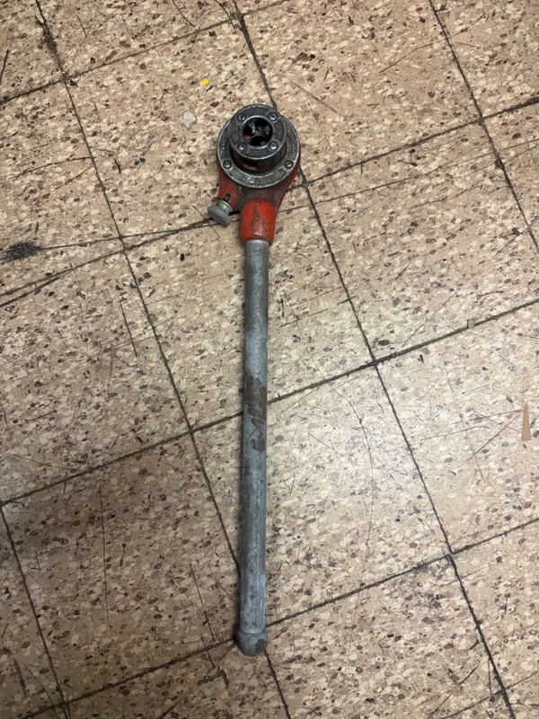 RIGID No. 11R Pipe Threader w/ Pipe Handle & 1/2 Die