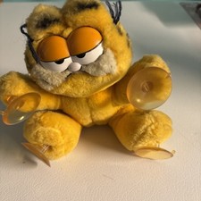 Vintage 1981 Dakin Plush Garfield "I'm Climbing the Walls For You" Window Cling