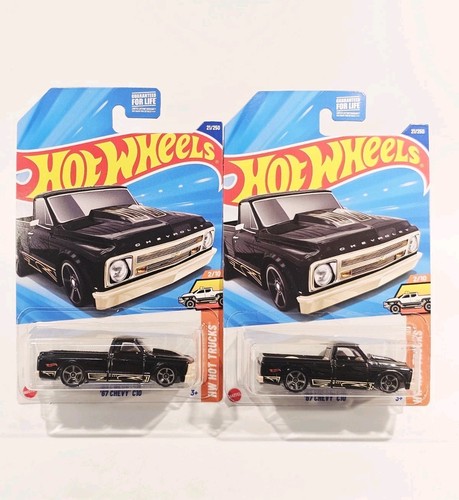 Hot Wheels Chevrolet C10 1967 - Série Hot Trucks 2/10 2025 - Miniature Collector 1:64