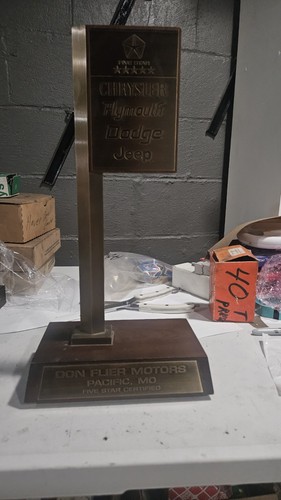 Chrysler Plymouth Dodge Jeep 5 Star Dealer Award Display Don Flier Motors MO...