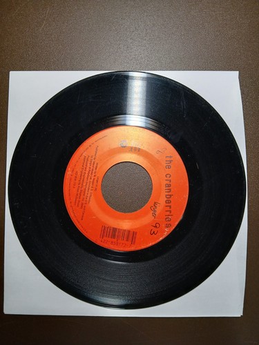 THE CRANBERRIES Linger / Dreams 👂HEAR🎵 7" 45 RPM Vinyl Record - Picture 10 of 11