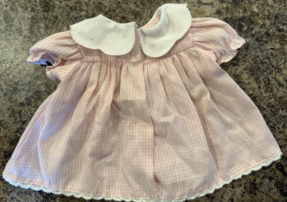 1996 Pleasant Company Bitty Baby Feliz Cumpleaños Conjunto Con Zapatos y Pastel Foto 3 de 4