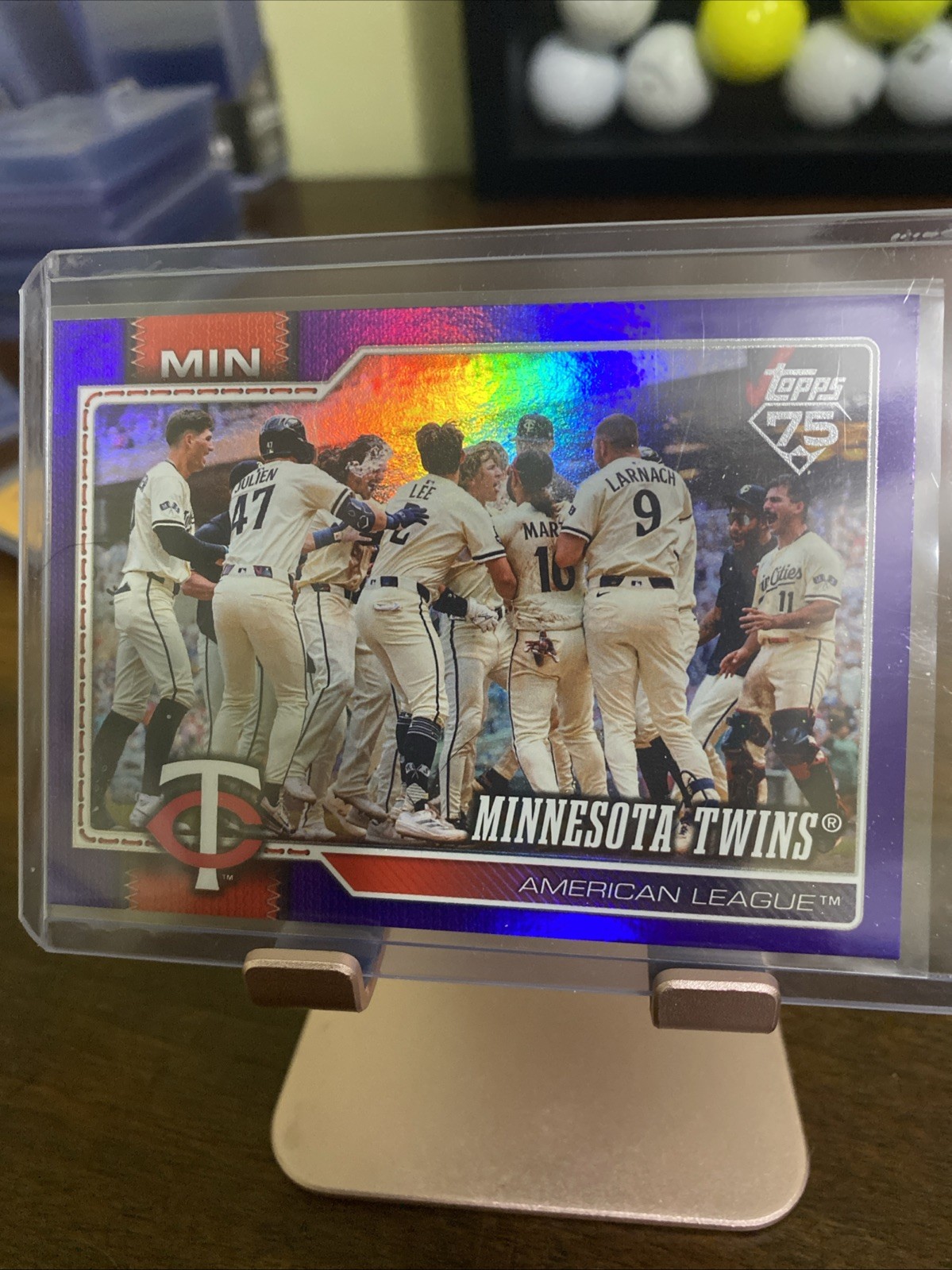 2026 Topps Series 2 - Minnesota Twins Team Card Purple Holo Foil /250 #491