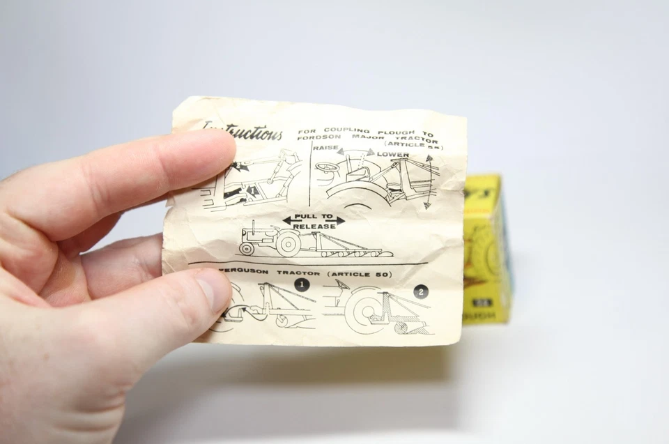 Arado Corgi 56 cuatro surcos enchapado en piezas en caja original - Excelente lote 2 Foto 2 de 4