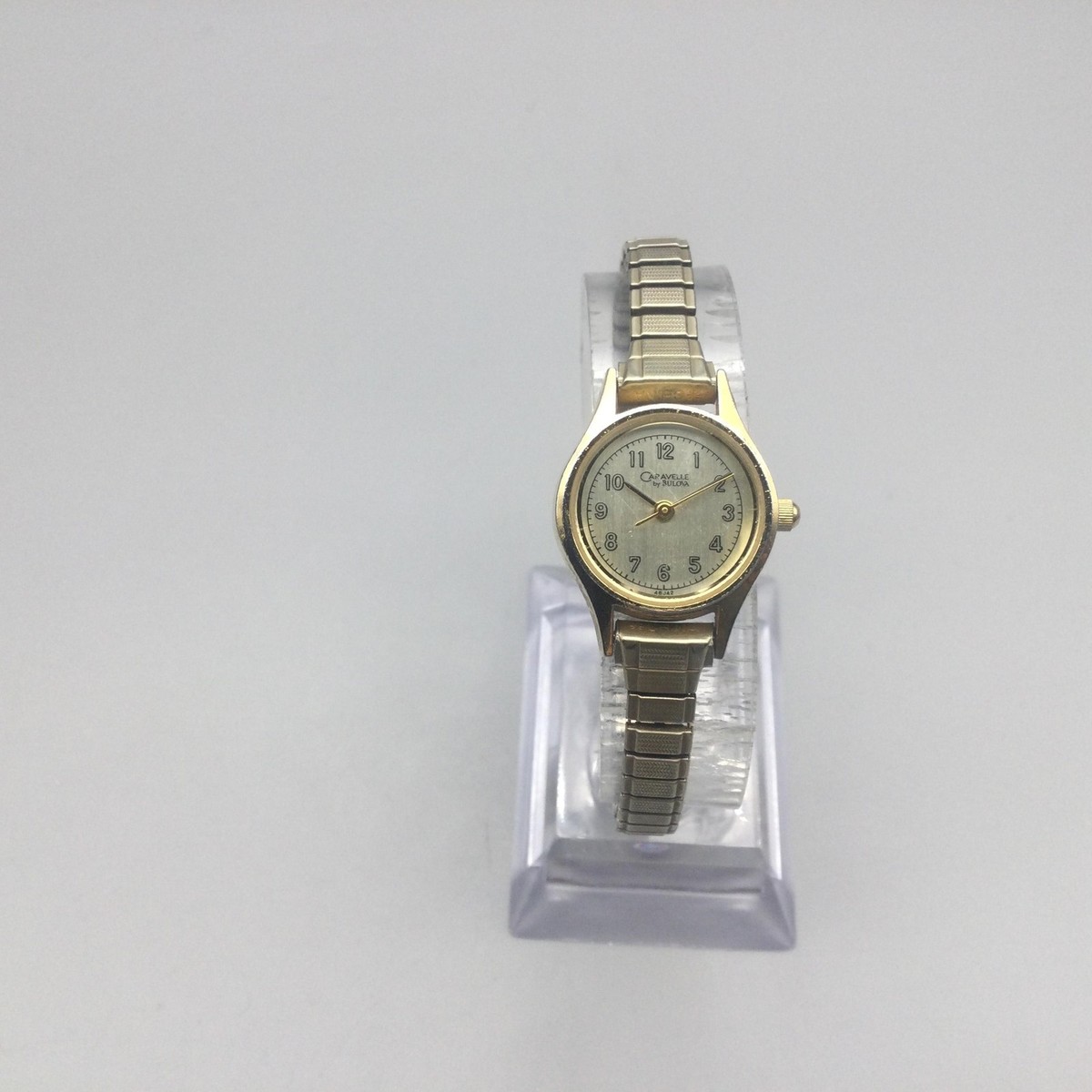 Caravelle By Bulova Womens Watch 20mm Gold Tone Stretch Band  display picture 2