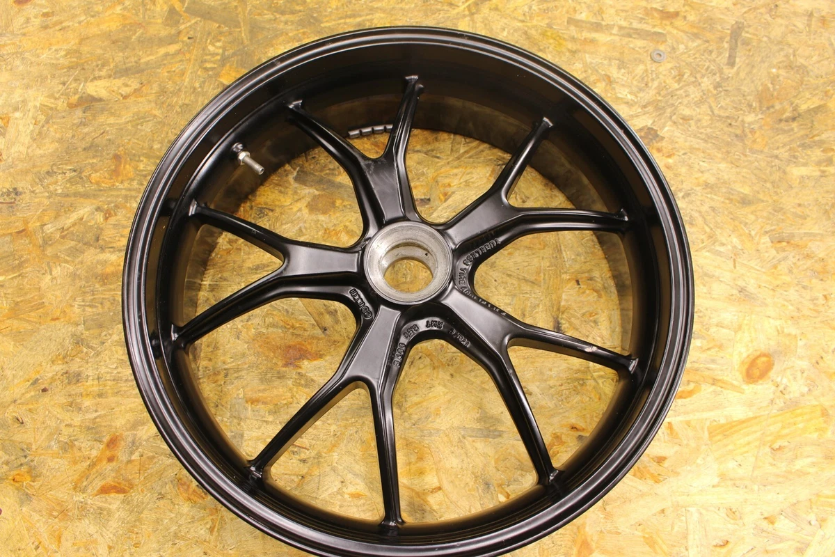 Ducati Streetfighter 848 EVO 2012 2013 2014 2015 rear wheel rim