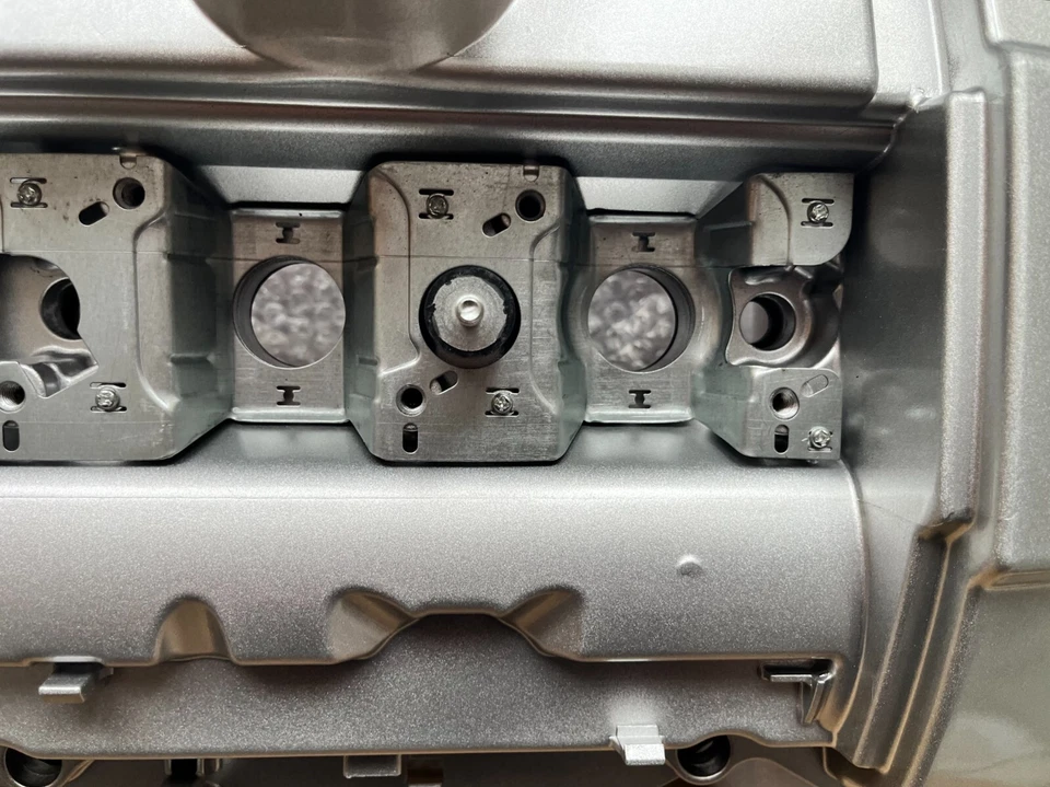 Aluminum Valve Cover w/Gasket for BMW 11121432928 BMW E39,E46 E53,E87 M54 M52TU - Image 4 of 4