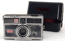 Vintage Kodak Instamatic 304 Black Silver Compact Camera. USA.