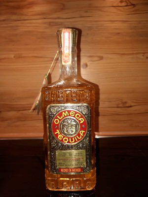 Original Olmeca Tequila Jalisco 60er-70er werkseitig versiegelt.