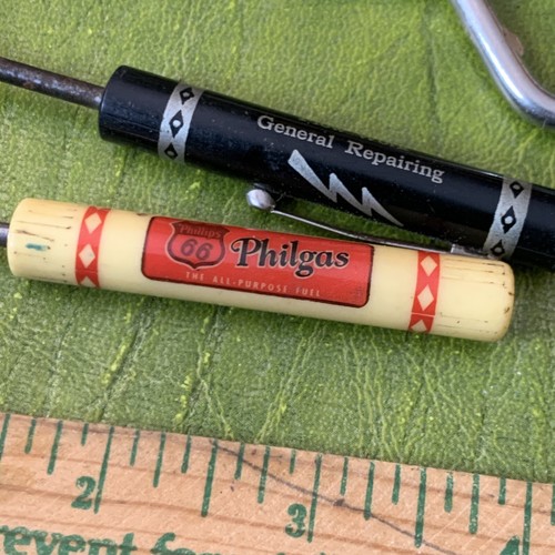Vintage Wisconsin Pocket SCREWDRIVERS READY TOOL USA Philgas Blacksmith Paint - Picture 15 of 17