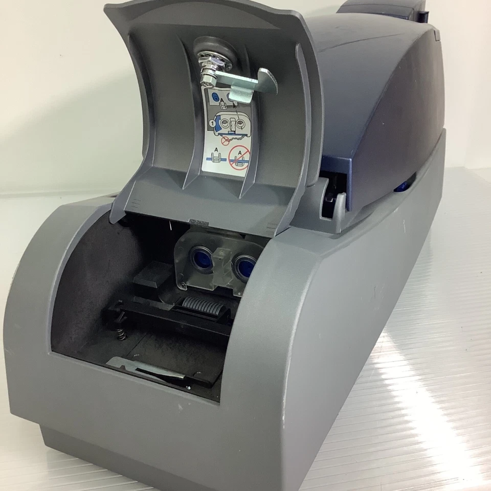 DATACARD FP65i 打印机身份证制造商 — 第 2/4 张图片