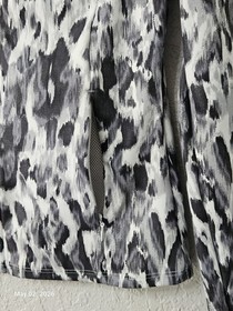 PINK Victoria's Secret XS Relay Jacket Snow Leopard Print Full Zip 