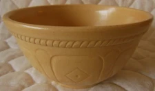 Over and Back Yellow Ware Farmhouse 6-1/2” Mixing Bowl Diamond Pattern Rope Trim