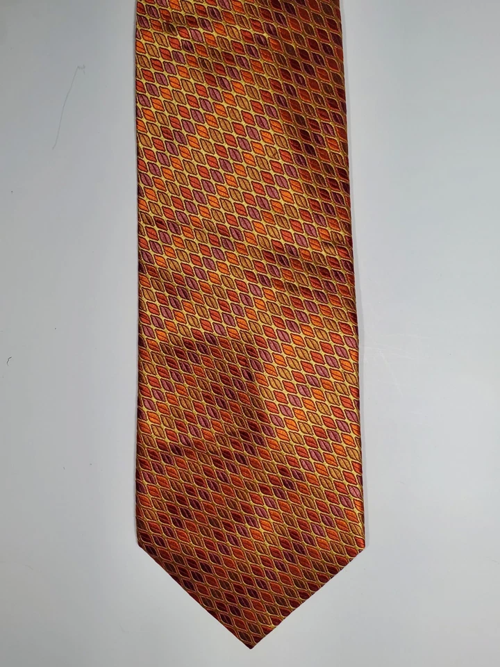 Corbata Stanley Blacker Hombre, Color Naranja Quemado Diseño Geométrico Foto 2 de 4