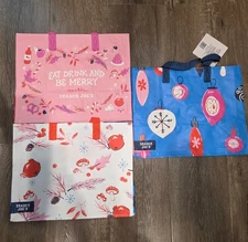 NWT Trader Joes 3 Reusable Holiday Christmas Gift Tote Bags Limited Edition