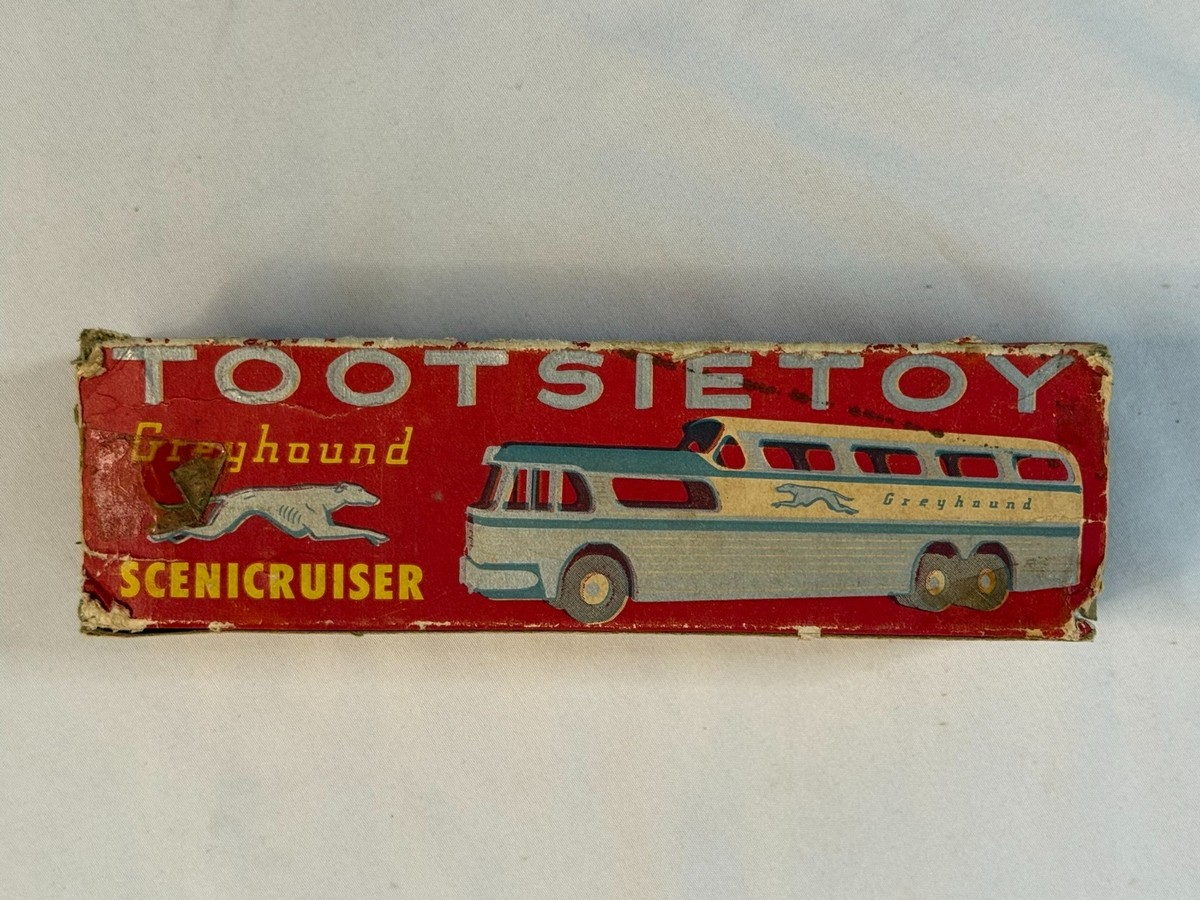 Vintage Tootsietoy Greyhound Scenicruiser Bus w/ Box USA Diecast