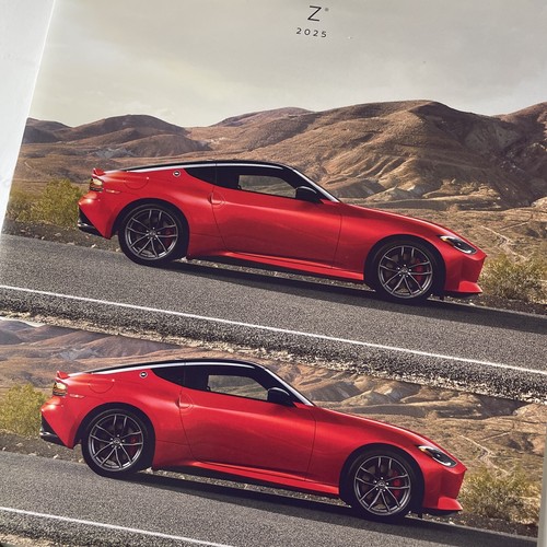 Lot of 2 2025 Nissan Z  Brochures Brand New'25  Fast Shipping  Nismo New! - Bild 3 von 7